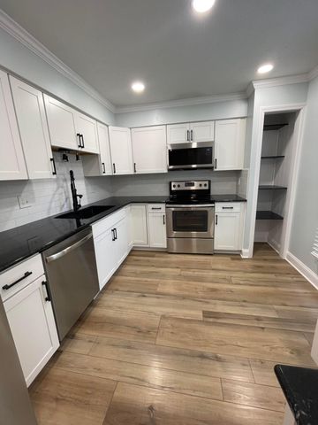 42 Ravine Ridge Drive S, Powell, OH 43065