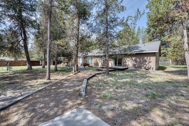 52494 Deerfield Drive, La Pine, OR 97739