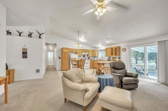 52494 Deerfield Drive, La Pine, OR 97739