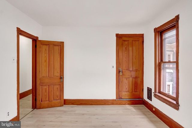 1059 MARKET ST, Sunbury, PA 17801