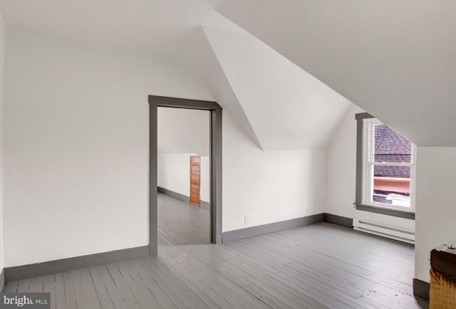 1059 MARKET ST, Sunbury, PA 17801