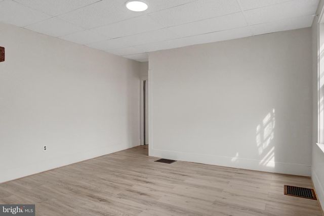 1059 MARKET ST, Sunbury, PA 17801