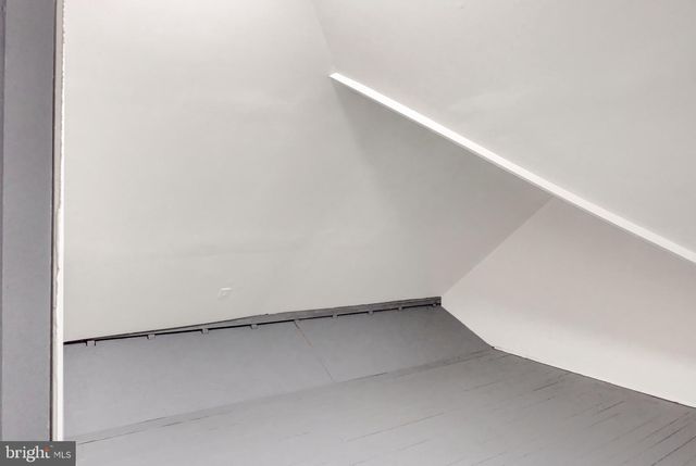 1059 MARKET ST, Sunbury, PA 17801