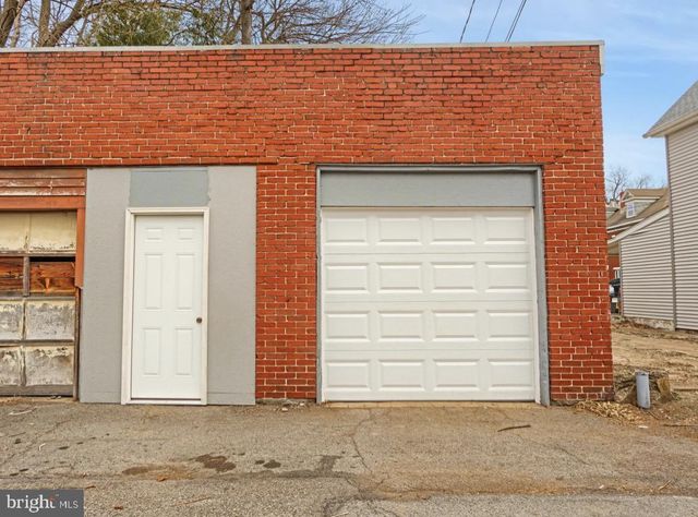 1059 MARKET ST, Sunbury, PA 17801