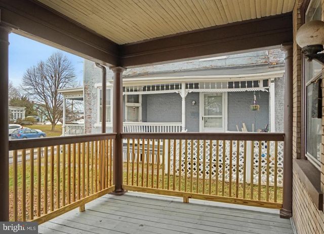 1059 MARKET ST, Sunbury, PA 17801