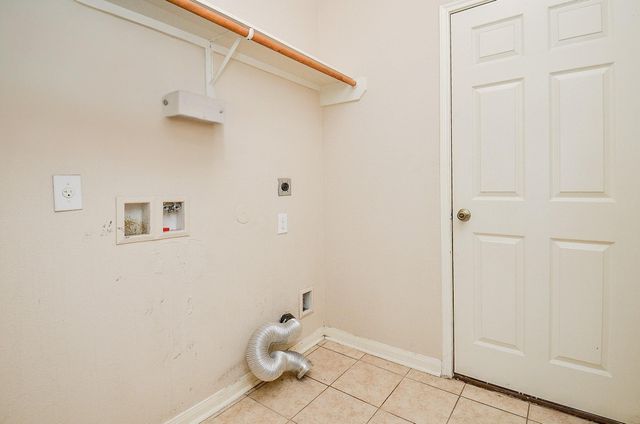 858 Driftwood Lane, La Marque, TX 77568