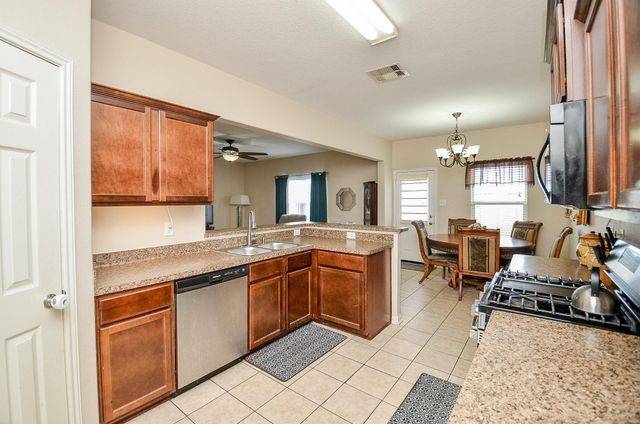 858 Driftwood Lane, La Marque, TX 77568