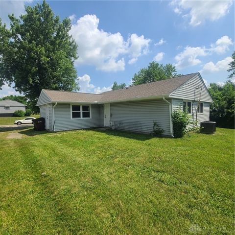 6760 Sandy Drive, Trotwood, OH 45426