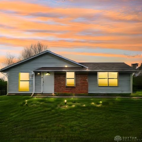 6760 Sandy Drive, Trotwood, OH 45426