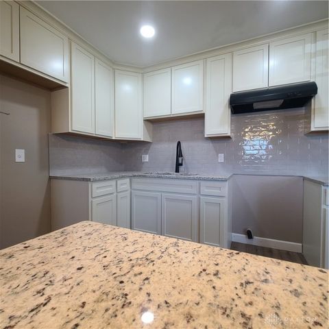 6760 Sandy Drive, Trotwood, OH 45426