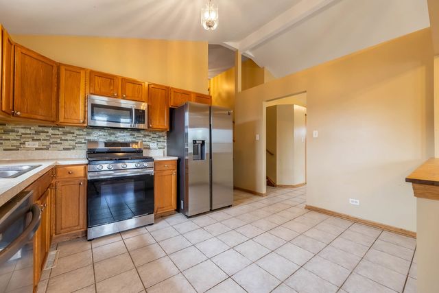 3314 Willow Lane, Markham, IL 60428