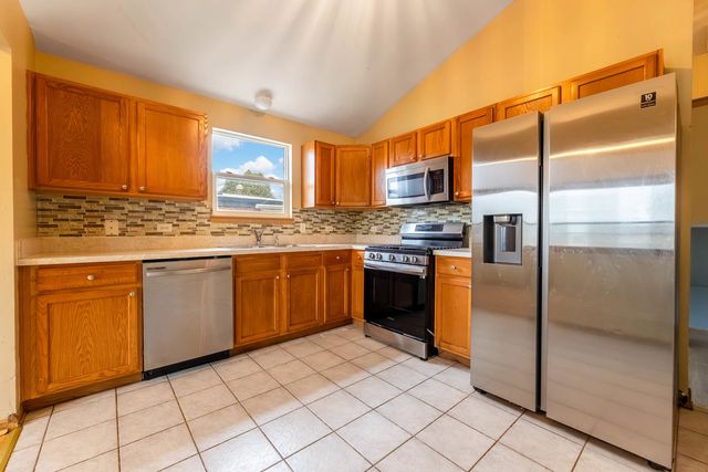 3314 Willow Lane, Markham, IL 60428