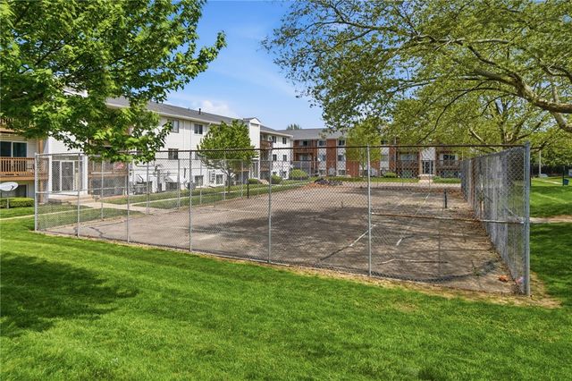 5655 E Coach Drive H, Dayton, OH 45440