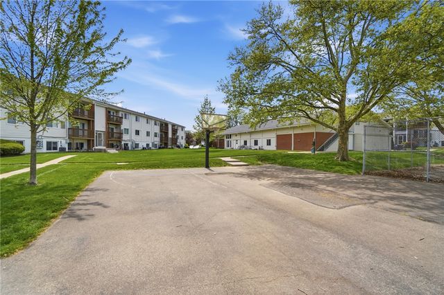 5655 E Coach Drive H, Dayton, OH 45440