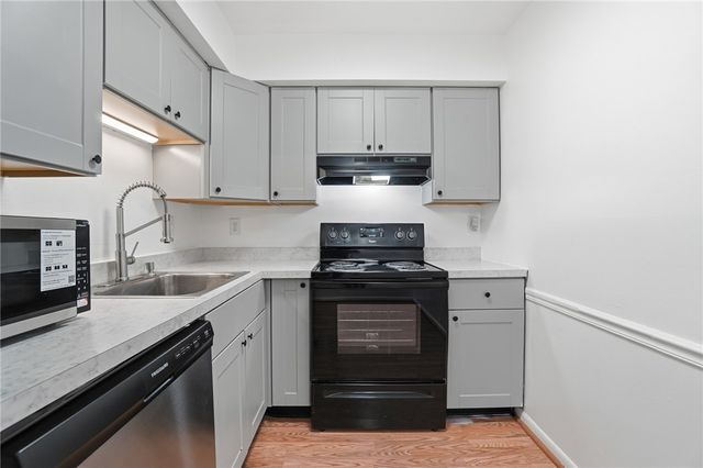 5655 E Coach Drive H, Dayton, OH 45440