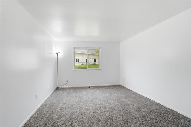 5655 E Coach Drive H, Dayton, OH 45440