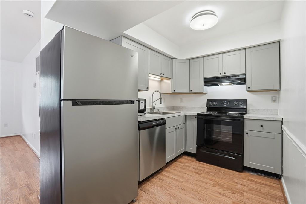 5655 E Coach Drive H, Dayton, OH 45440