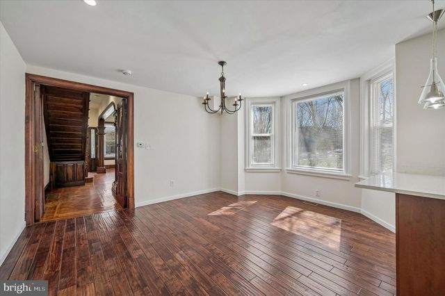 636 N 40TH ST, Philadelphia, PA 19104