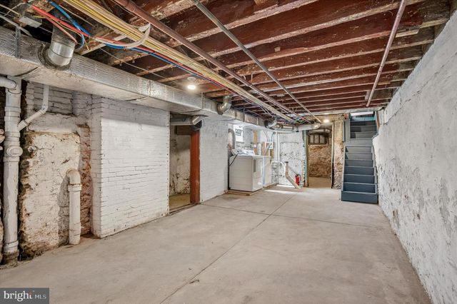 636 N 40TH ST, Philadelphia, PA 19104