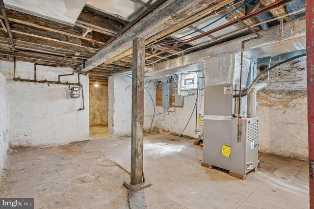 636 N 40TH ST, Philadelphia, PA 19104