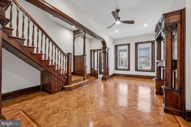 636 N 40TH ST, Philadelphia, PA 19104