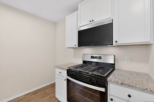 1035 Cozumel Emerald, San Antonio, TX 78253