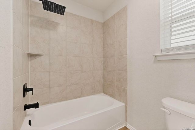 1035 Cozumel Emerald, San Antonio, TX 78253