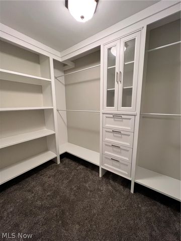 704 Echo Drive, Gates Mills, OH 44040