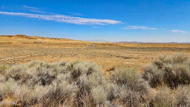 Cor Myrick Canyon Rd & Barset, Lancaster, CA 93536