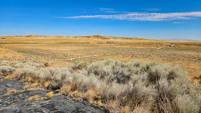 Cor Myrick Canyon Rd & Barset, Lancaster, CA 93536