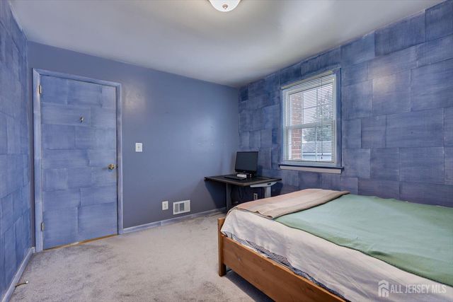 10 James Street, South River, NJ 08882