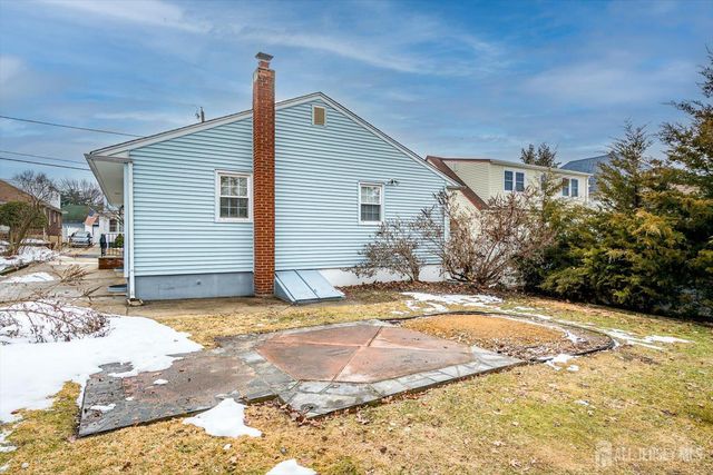 10 James Street, South River, NJ 08882