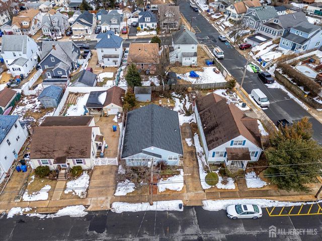 10 James Street, South River, NJ 08882