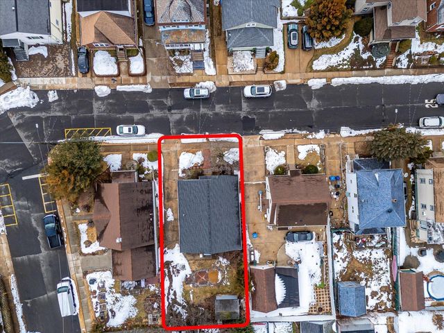 10 James Street, South River, NJ 08882