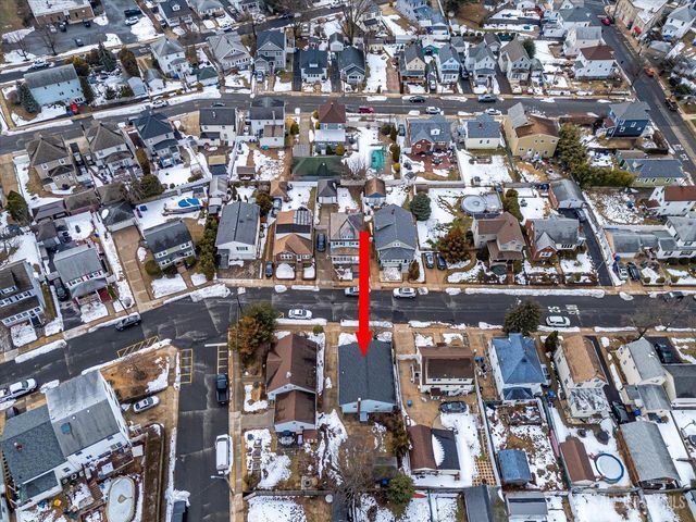 10 James Street, South River, NJ 08882