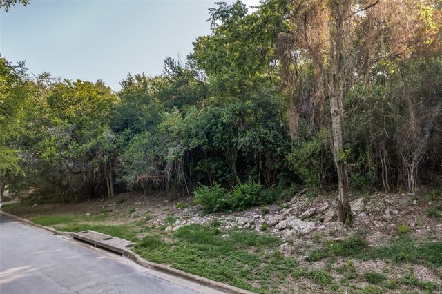 3721 Black Canyon Road, Fort Worth, TX 76109
