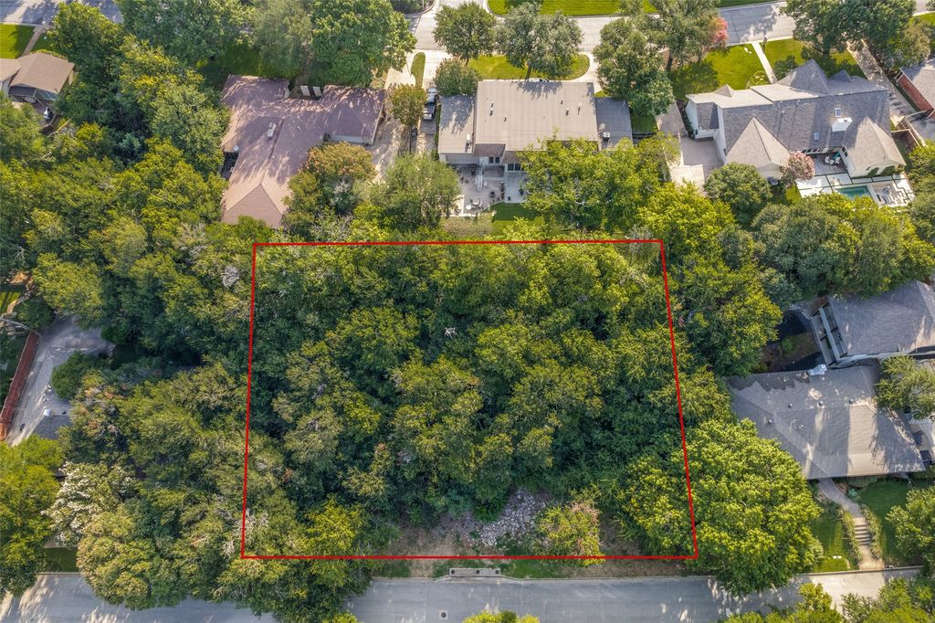 3721 Black Canyon Road, Fort Worth, TX 76109