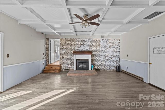 117 Robinson Avenue, Matthews, NC 28104