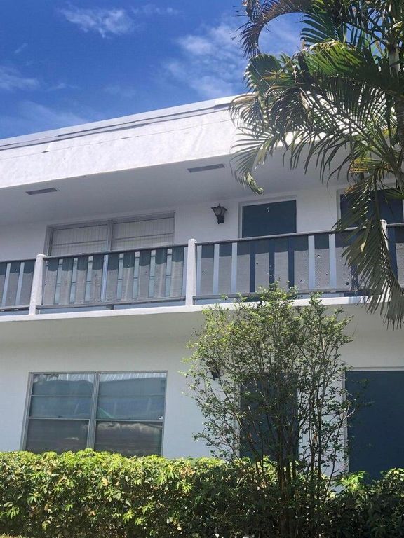 2929 SE Ocean Boulevard 141-7, Stuart, FL 34996