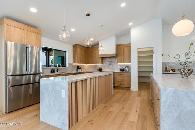 10521 E BELLA VISTA Drive, Scottsdale, AZ 85258