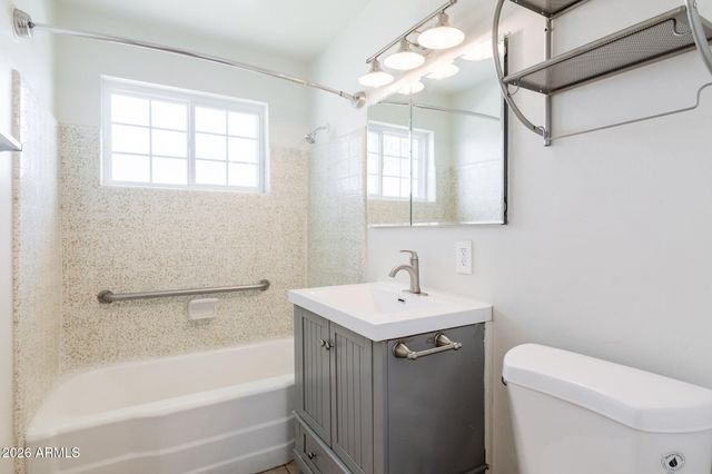 1335 E BROADWAY Road, Mesa, AZ 85204