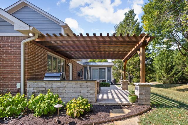 1459 Stonemill Circle N, Carmel, IN 46032