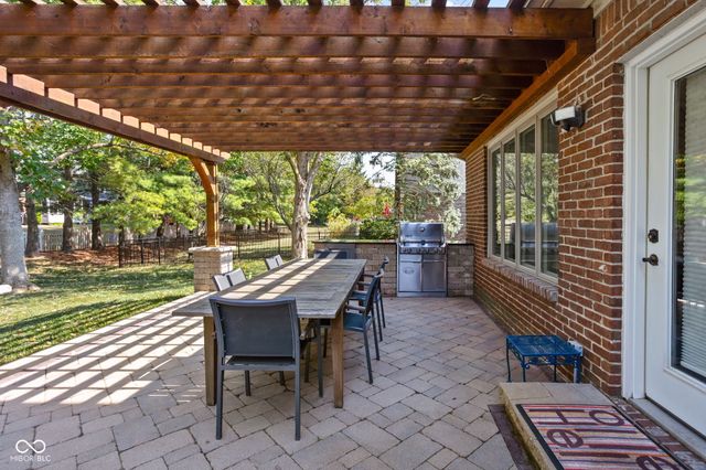 1459 Stonemill Circle N, Carmel, IN 46032