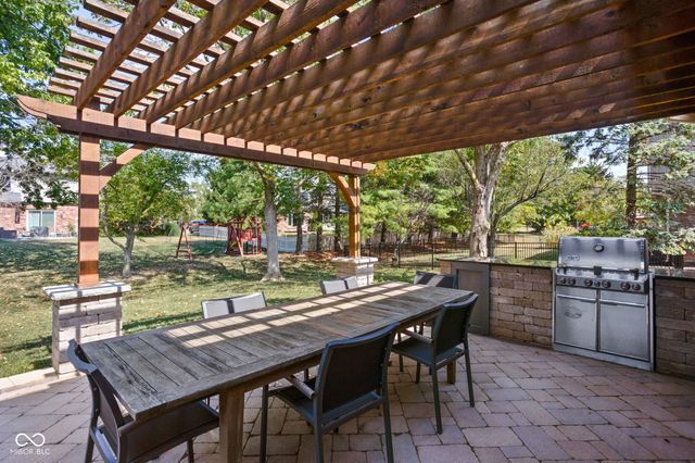 1459 Stonemill Circle N, Carmel, IN 46032