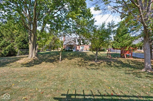 1459 Stonemill Circle N, Carmel, IN 46032