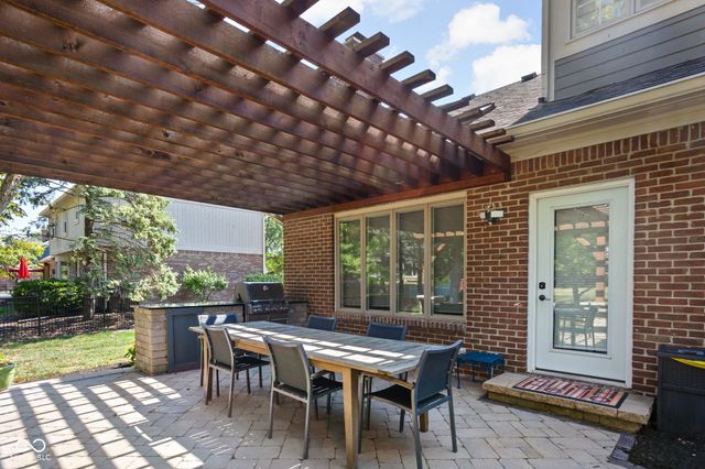 1459 Stonemill Circle N, Carmel, IN 46032