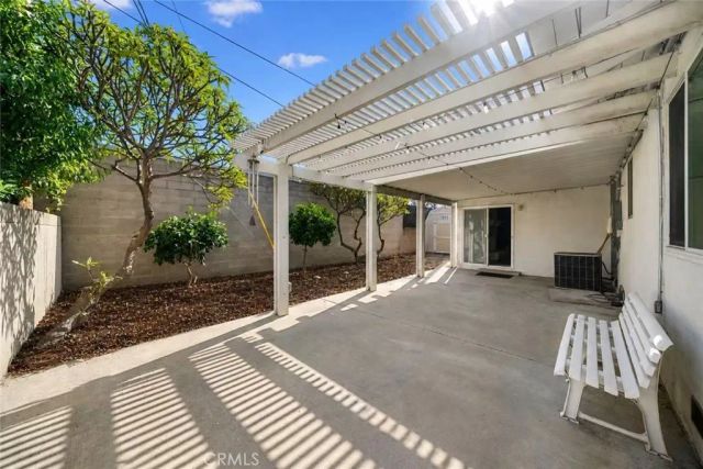 912 W Hill, Fullerton, CA 92832