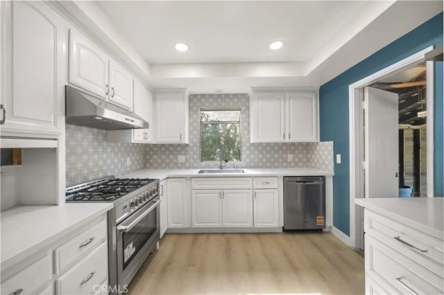 912 W Hill, Fullerton, CA 92832