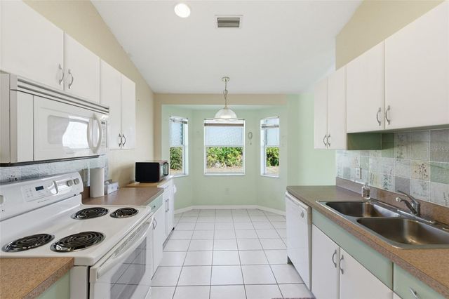 1562 JAKWAY ROAD, North Port, FL 34288