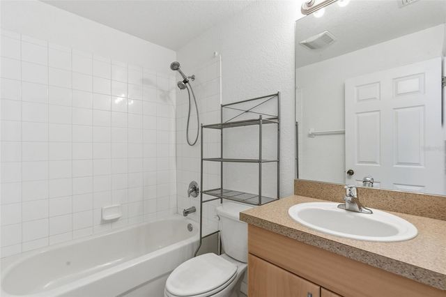 1562 JAKWAY ROAD, North Port, FL 34288